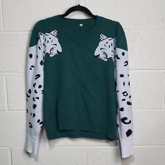 Leopard Green and White Sweater Size XL - Picture 1 of 5